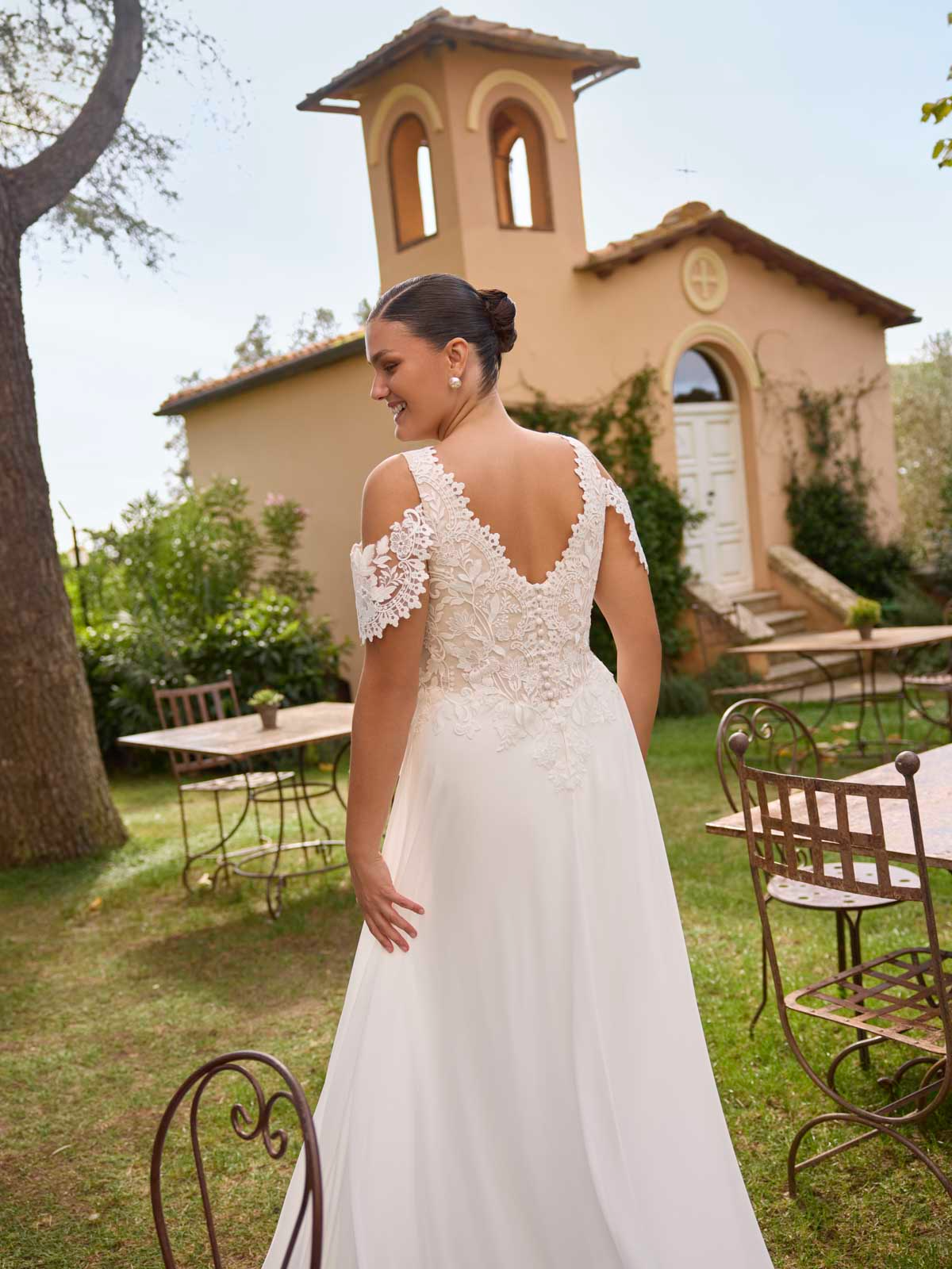 Modeca Curvy 2026 — abito 2